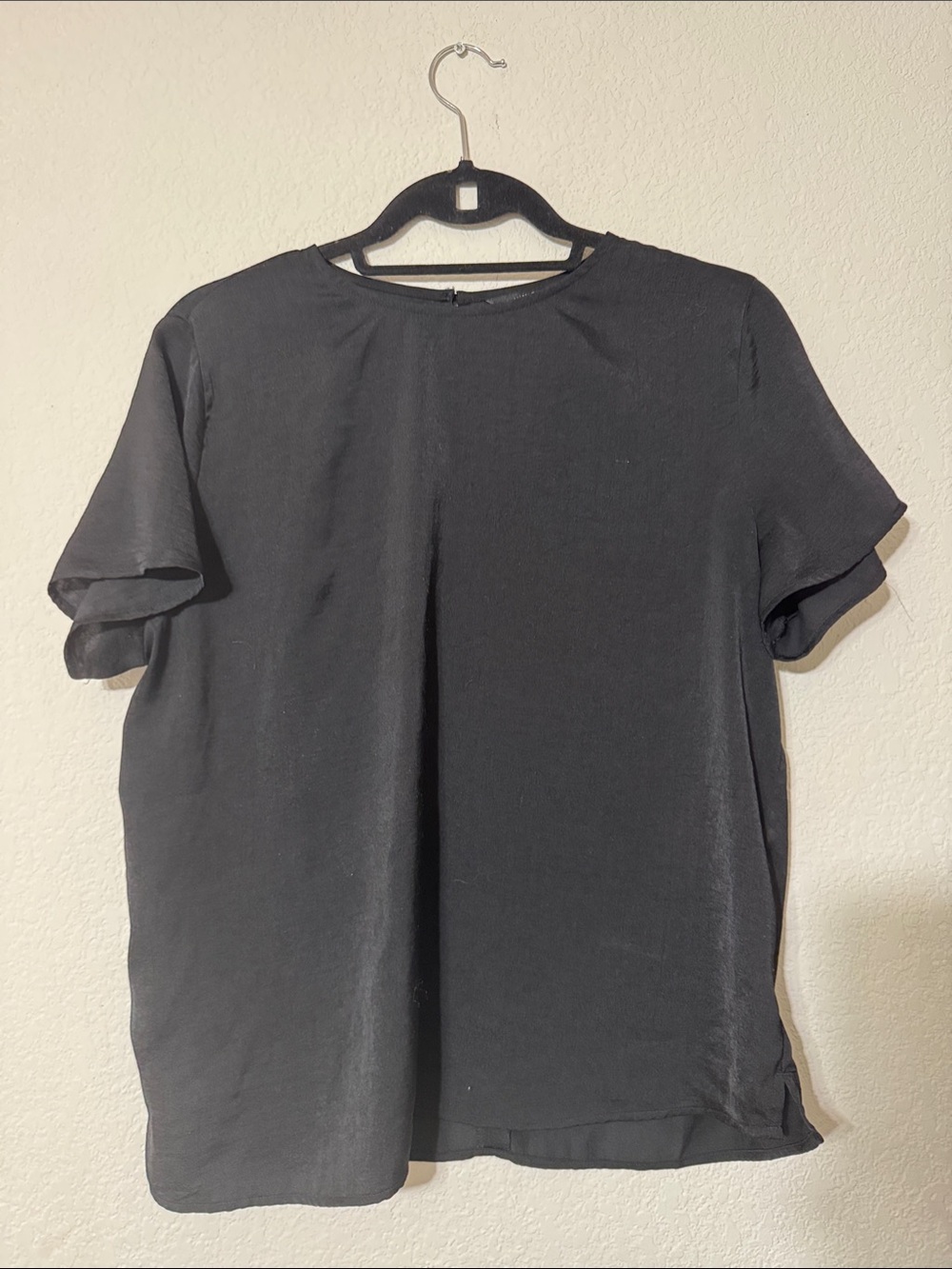 Banana Republic Black Short-Sleeve Crewneck Shirt